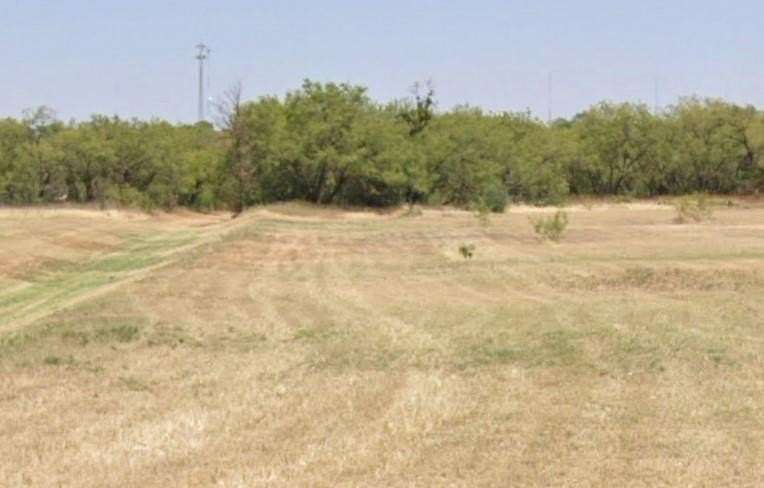 0.321 Acres of Land for Sale in Sweetwater, Texas