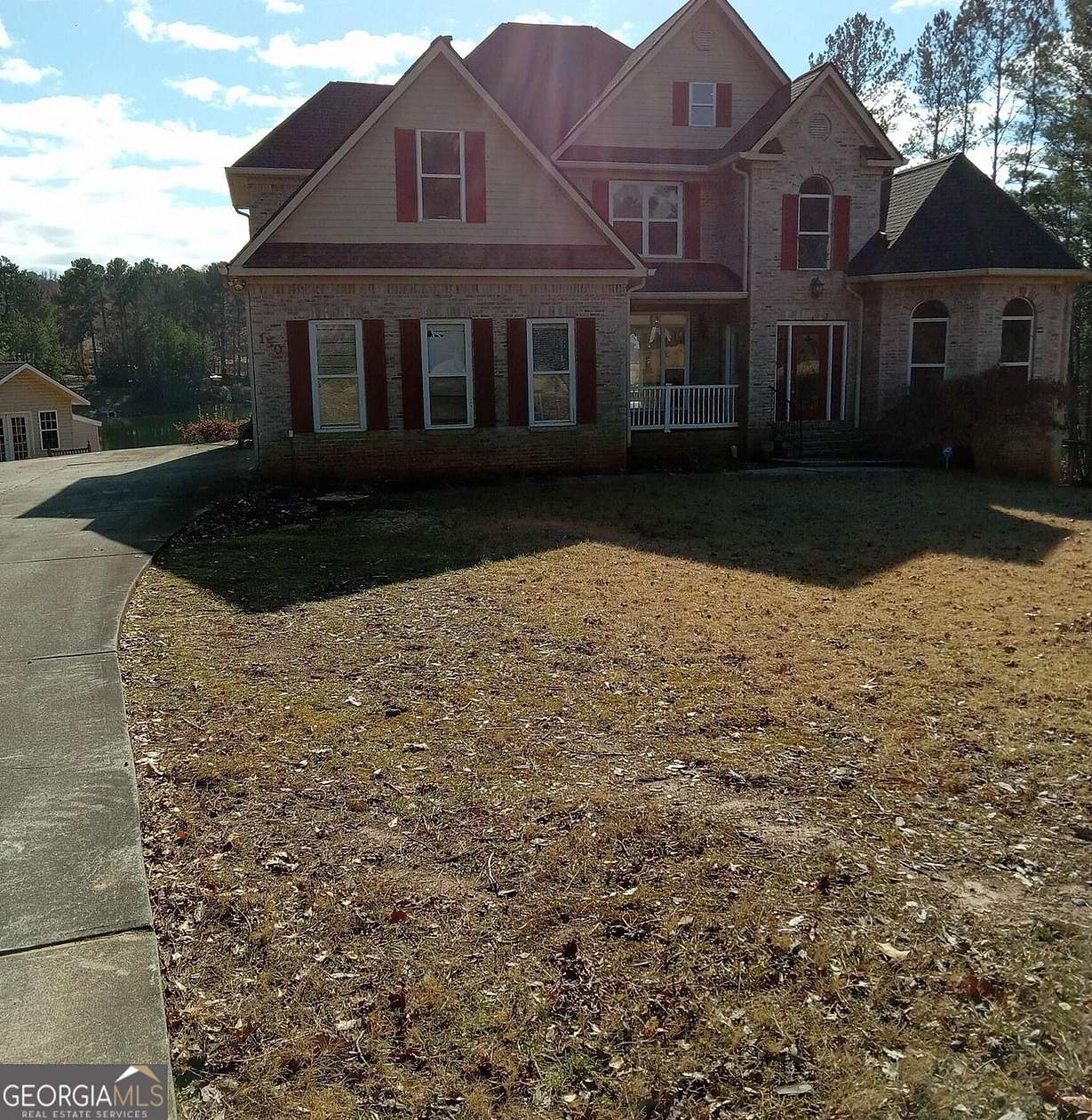 2.1 Acres of Residential Land with Home for Lease in Fayetteville, Georgia