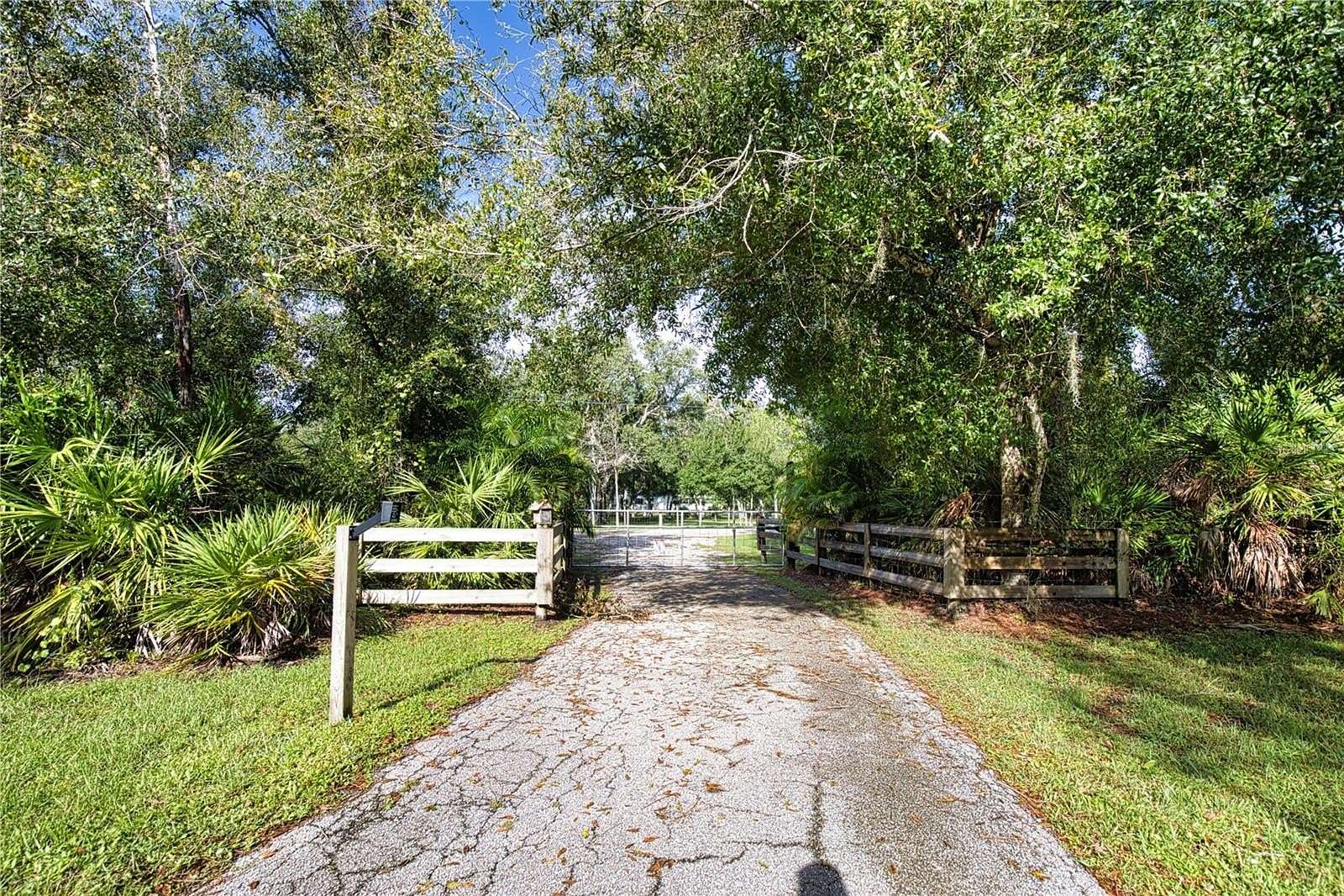 5.06 Acres of Residential Land with Home for Sale in Arcadia, Florida