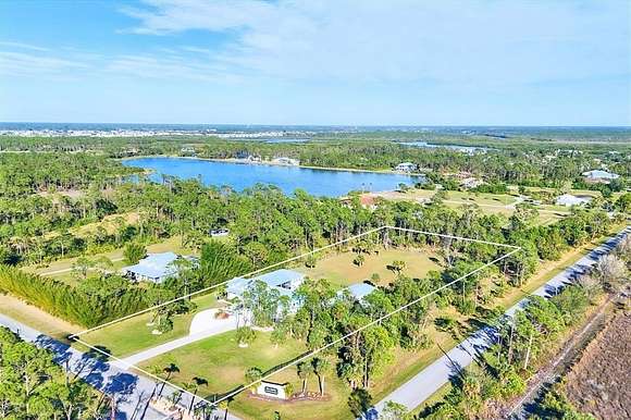 3.5 Acres of Residential Land with Home for Sale in Venice, Florida