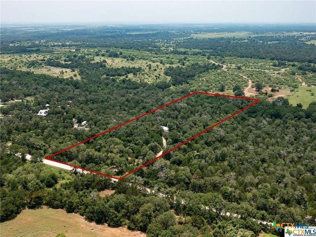 5.105 Acres of Residential Land with Home for Sale in Dale, Texas