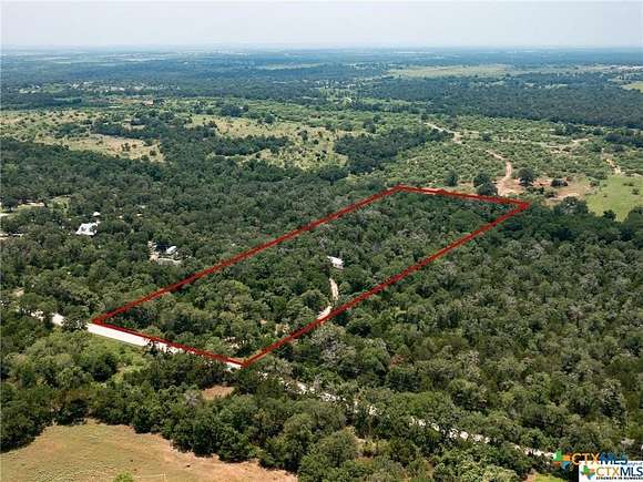 5.105 Acres of Residential Land with Home for Sale in Dale, Texas