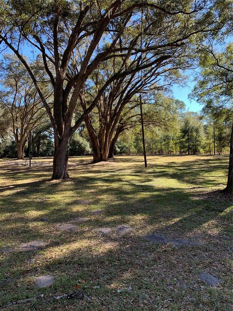 5 Acres of Residential Land for Sale in Archer, Florida