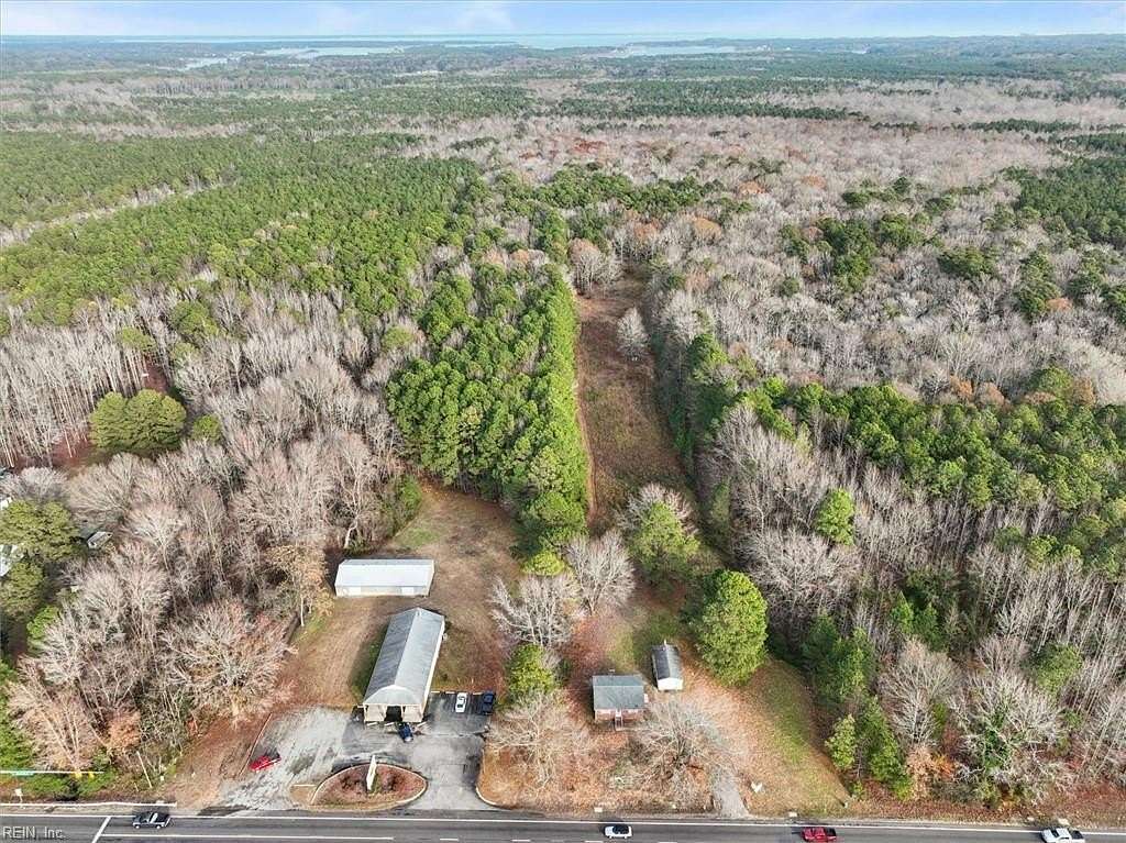 7 Acres of Improved Mixed-Use Land for Sale in Hayes, Virginia