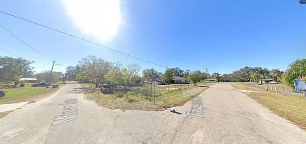 0.07 Acres of Land for Sale in Bowling Green, Florida