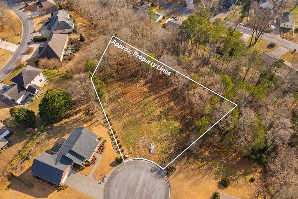 1 Acre of Residential Land for Sale in Dalton, Georgia
