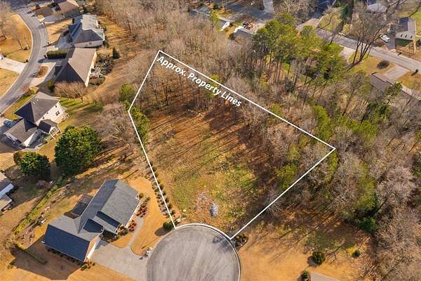 1 Acre of Residential Land for Sale in Dalton, Georgia