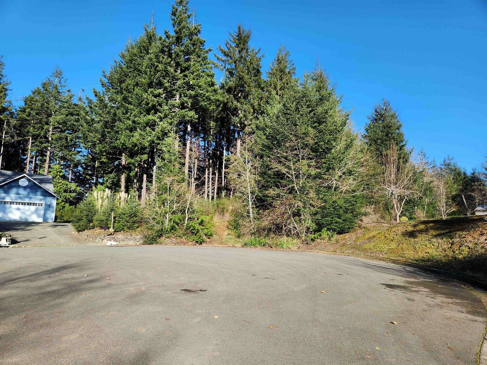 1.02 Acres of Residential Land for Sale in Crescent City, California