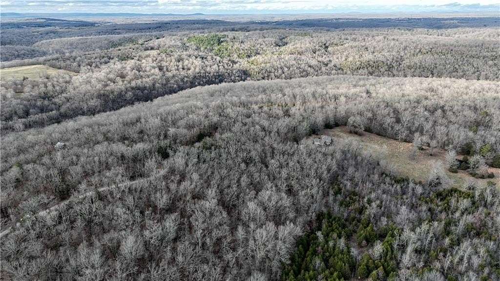 5.17 Acres of Residential Land for Sale in Flippin, Arkansas