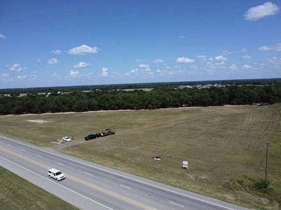 12.918 Acres of Commercial Land for Sale in Trenton, Texas