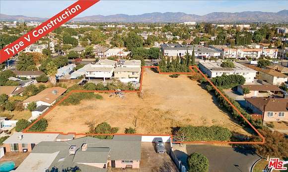 1 Acre of Residential Land for Sale in Van Nuys, California