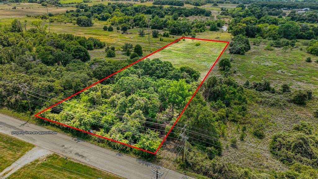 2 Acres of Residential Land for Sale in Springtown, Texas