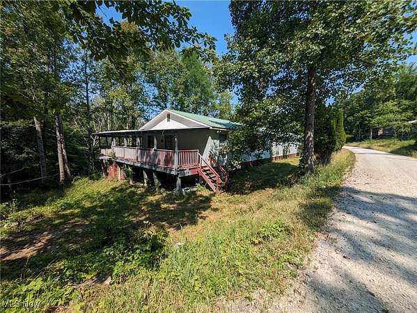 81 Acres of Recreational Land for Sale in Summerfield, Ohio