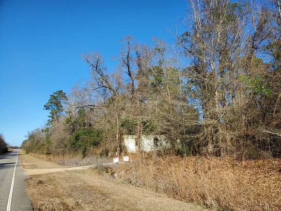 0.37 Acres of Mixed-Use Land for Auction in Bennettsville, South Carolina