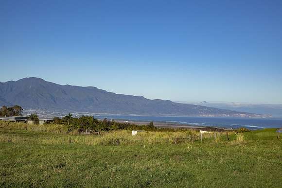 5.266 Acres of Residential Land for Sale in Makawao, Hawaii