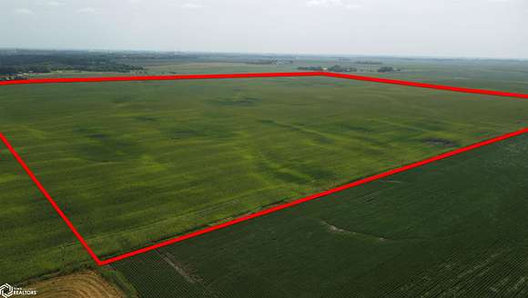 476 Acres of Agricultural Land for Sale in Humboldt, Iowa