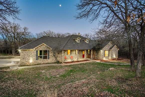 18.03 Acres of Land with Home for Sale in Alvarado, Texas