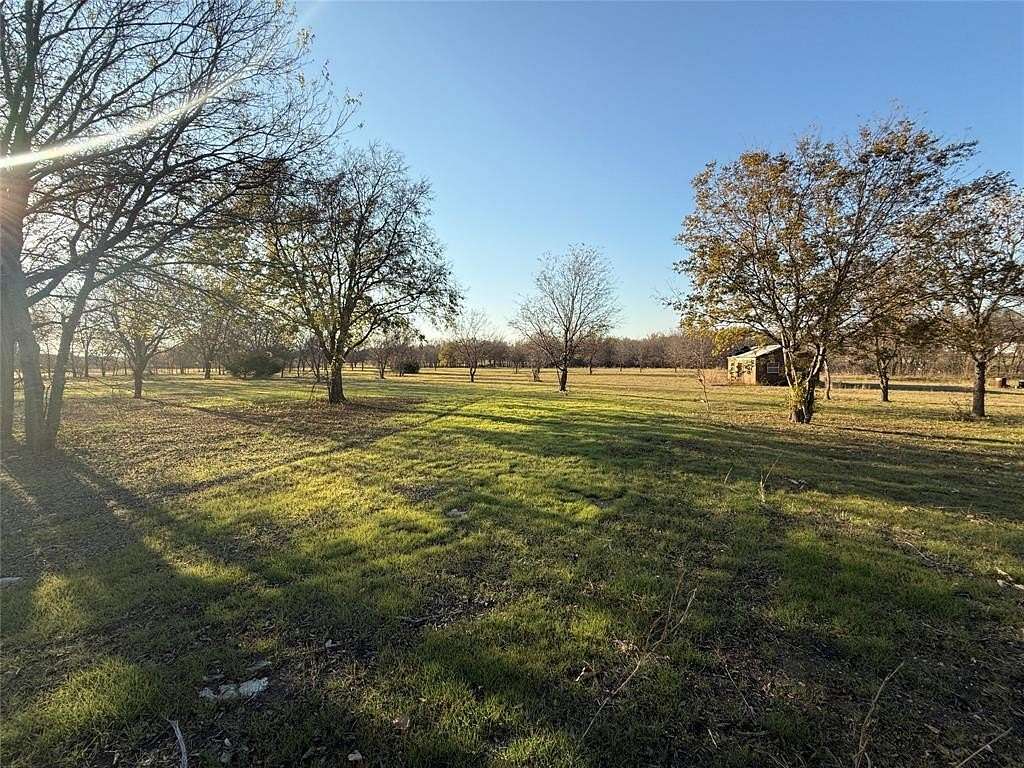 2.68 Acres of Residential Land with Home for Sale in New Fairview, Texas