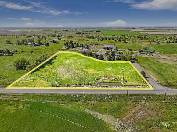 7.266 Acres of Agricultural Land for Sale in Gooding, Idaho