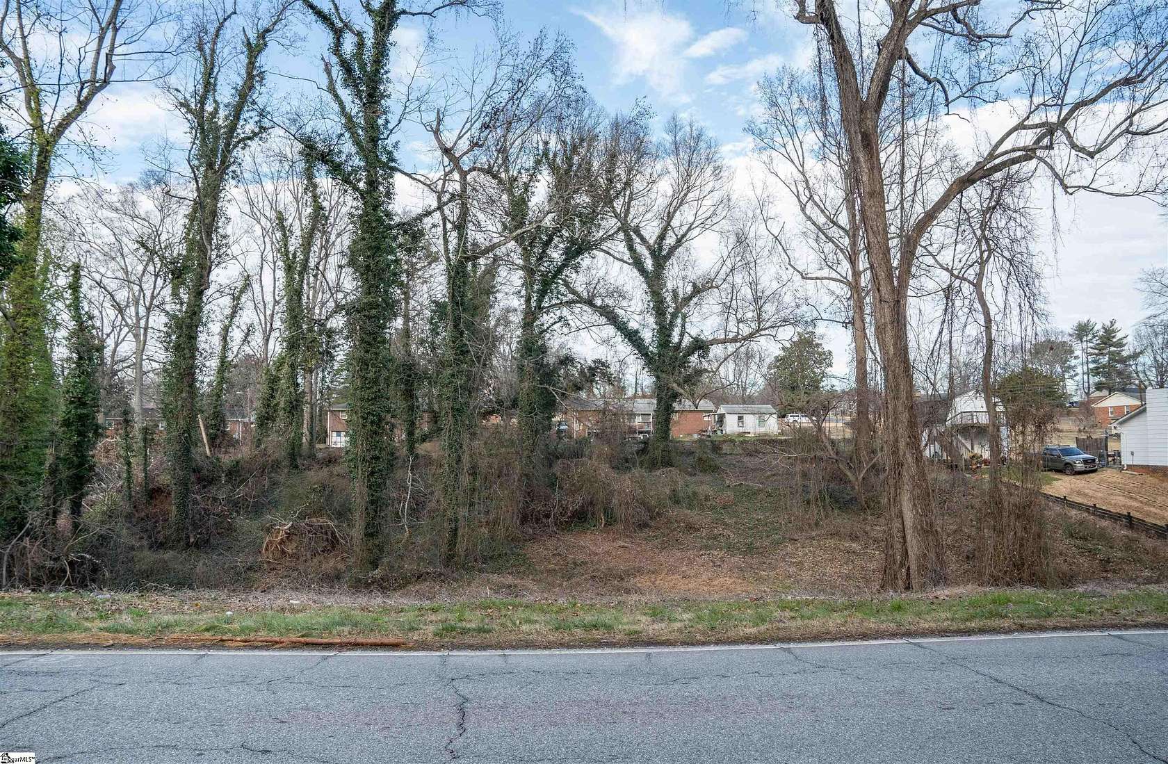 0.75 Acres of Residential Land for Sale in Spartanburg, South Carolina