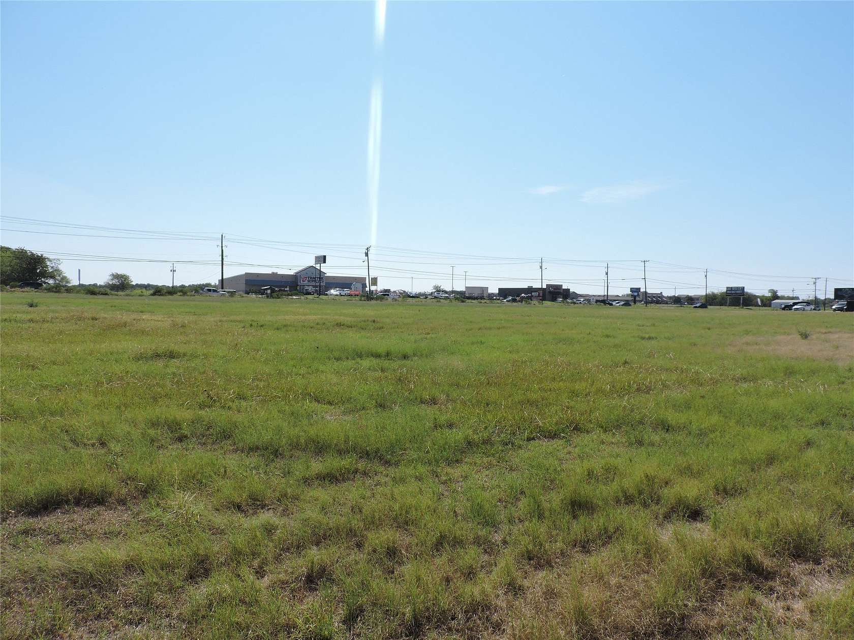 3.64 Acres of Commercial Land for Sale in Mabank, Texas