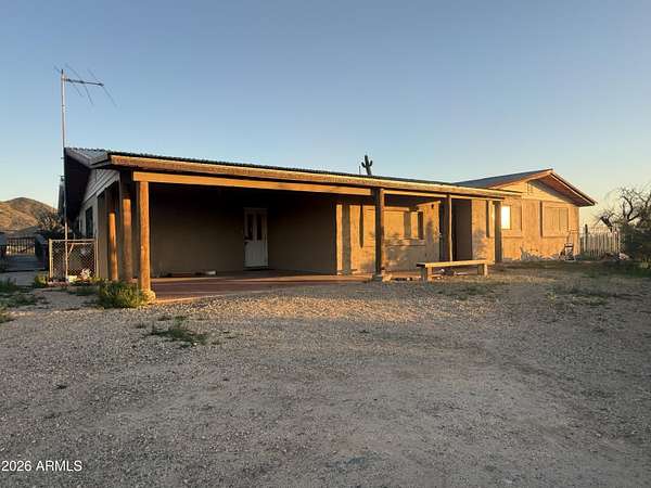 2.5 Acres of Residential Land with Home for Sale in Phoenix, Arizona