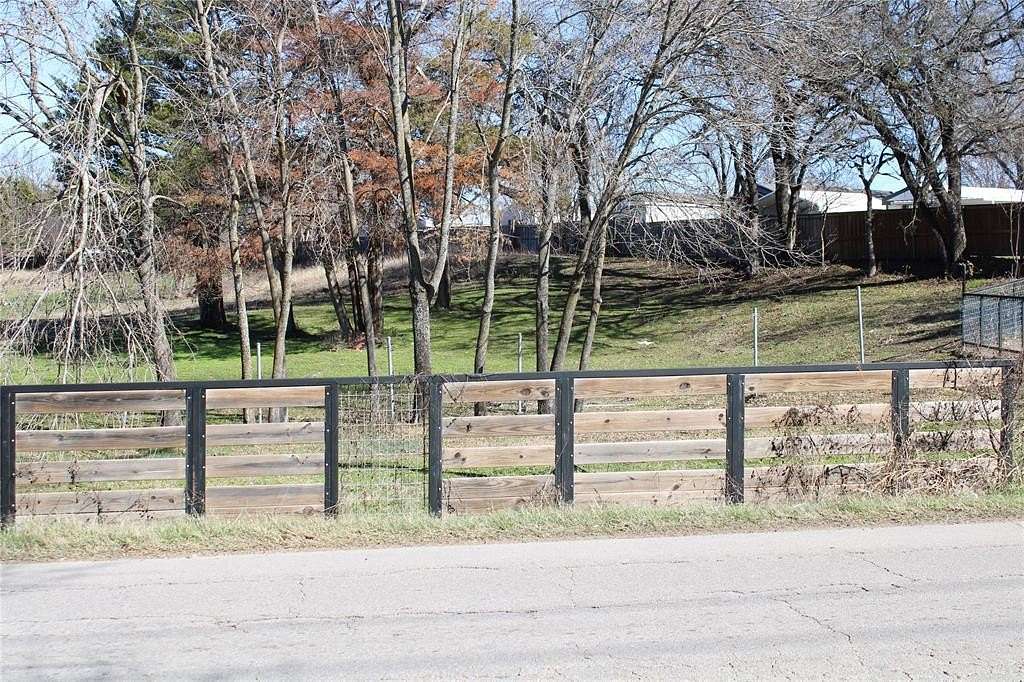 3.18 Acres of Residential Land for Sale in Dallas, Texas