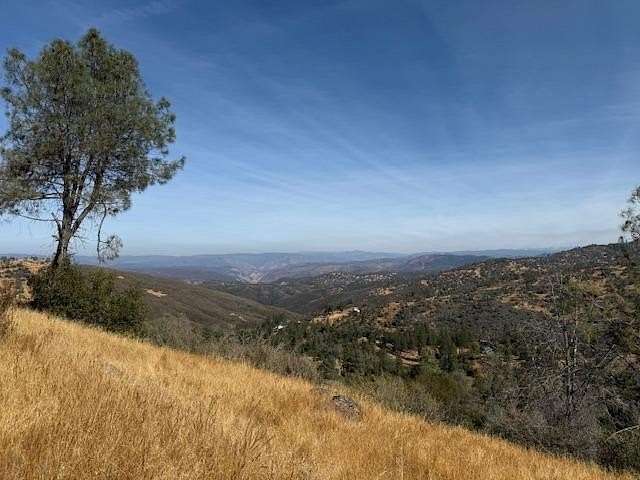 16.97 Acres of Land for Sale in Mariposa, California