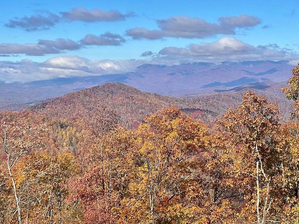 3.13 Acres of Residential Land for Sale in Bryson City, North Carolina