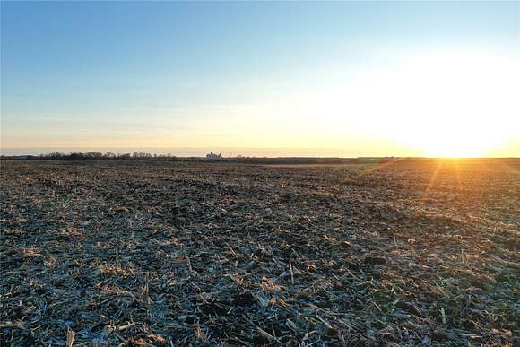 170.5 Acres of Agricultural Land for Sale in Blaine Township, Iowa