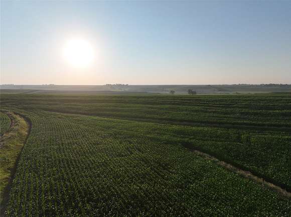 140.76 Acres of Agricultural Land for Sale in Silver Creek Township, Iowa