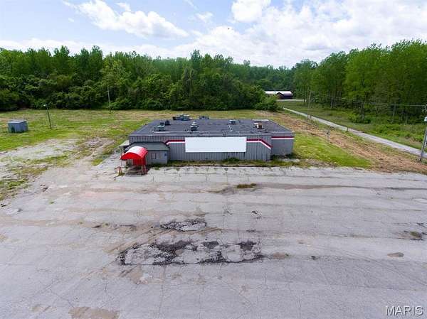 4.1 Acres of Improved Commercial Land for Sale in Cahokia, Illinois