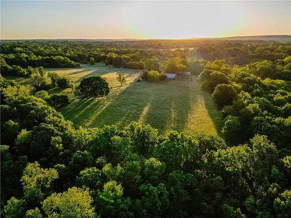 37 Acres of Land for Sale in Fayetteville, Arkansas