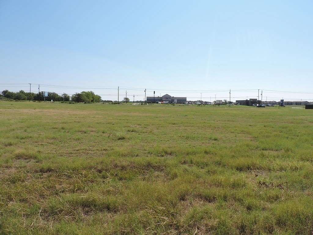 7.95 Acres of Commercial Land for Sale in Mabank, Texas