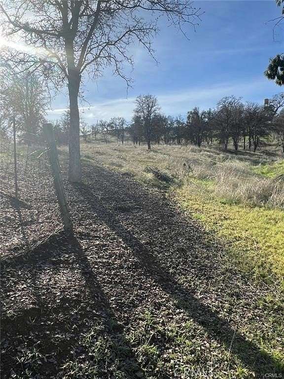 1.22 Acres of Land for Sale in Clearlake Oaks, California