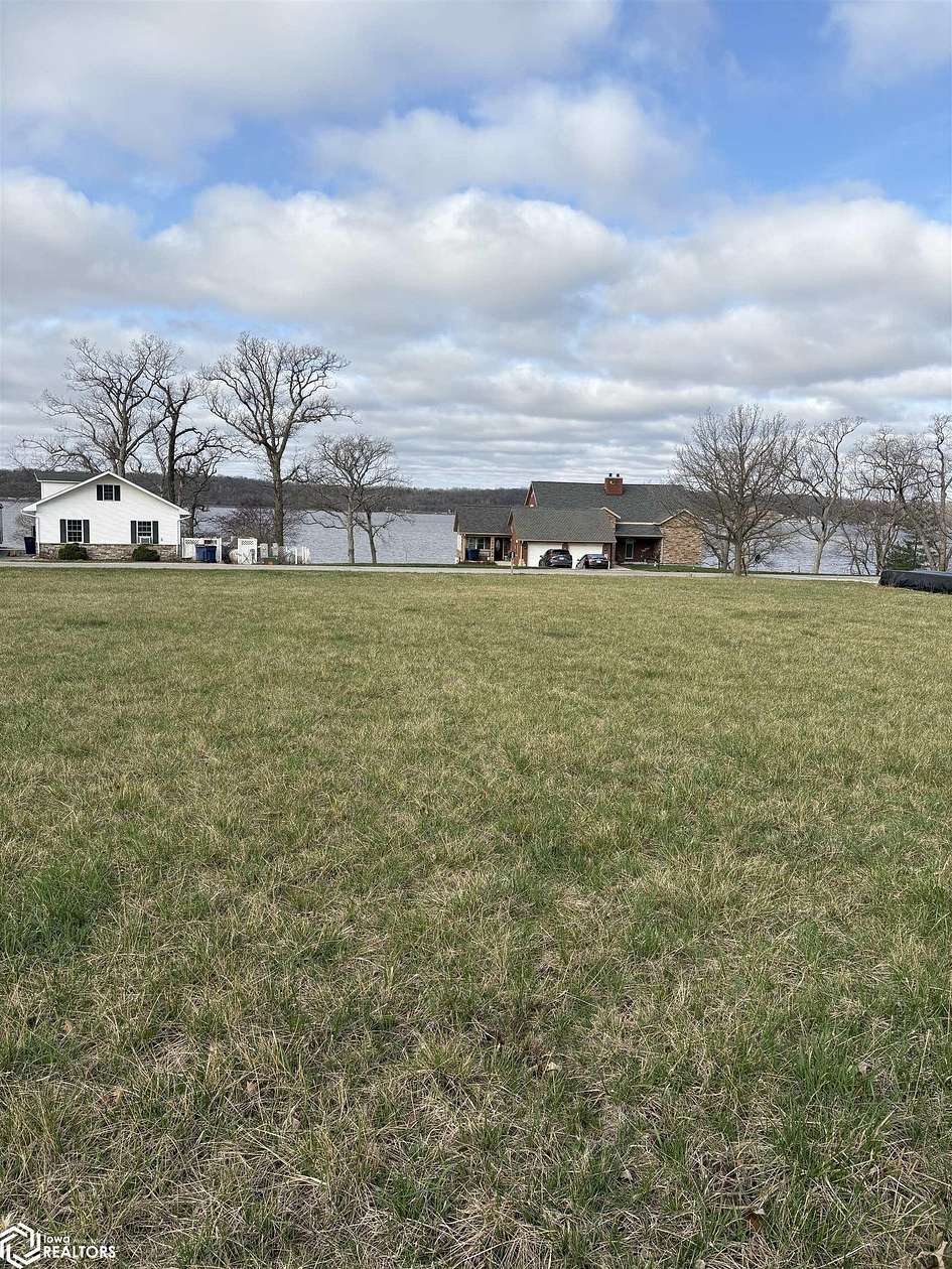0.89 Acres of Residential Land for Sale in Nauvoo, Illinois