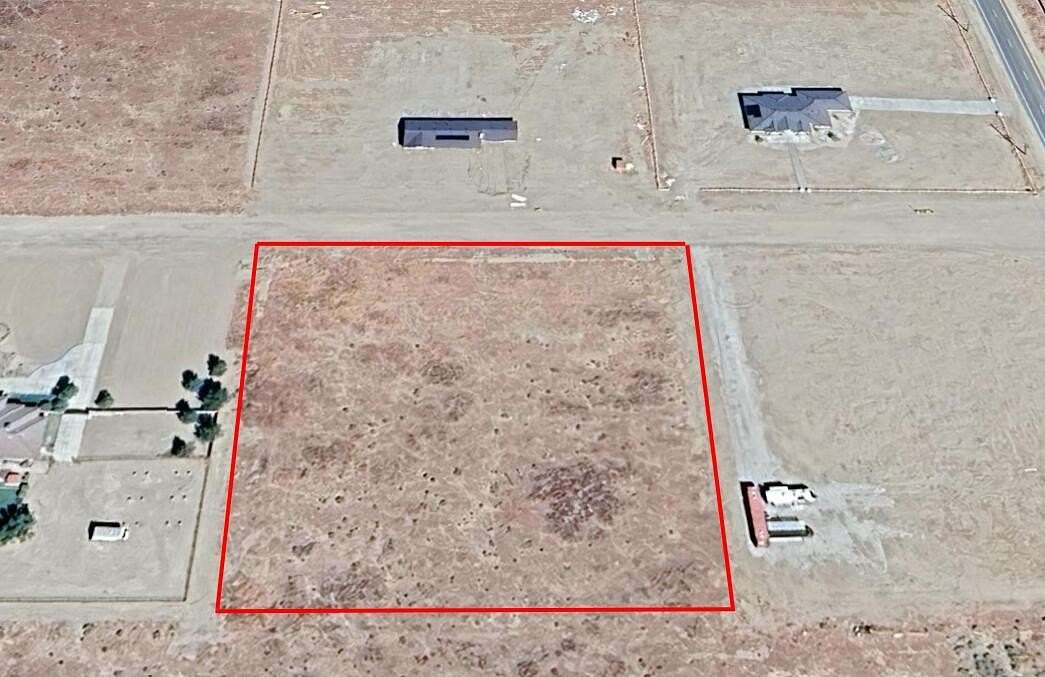 2.52 Acres of Residential Land for Sale in Lancaster, California