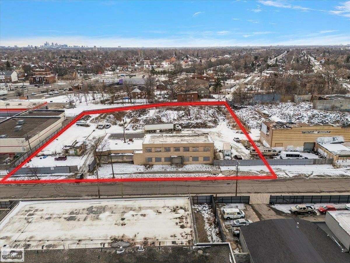 2.22 Acres of Improved Commercial Land for Sale in Detroit, Michigan