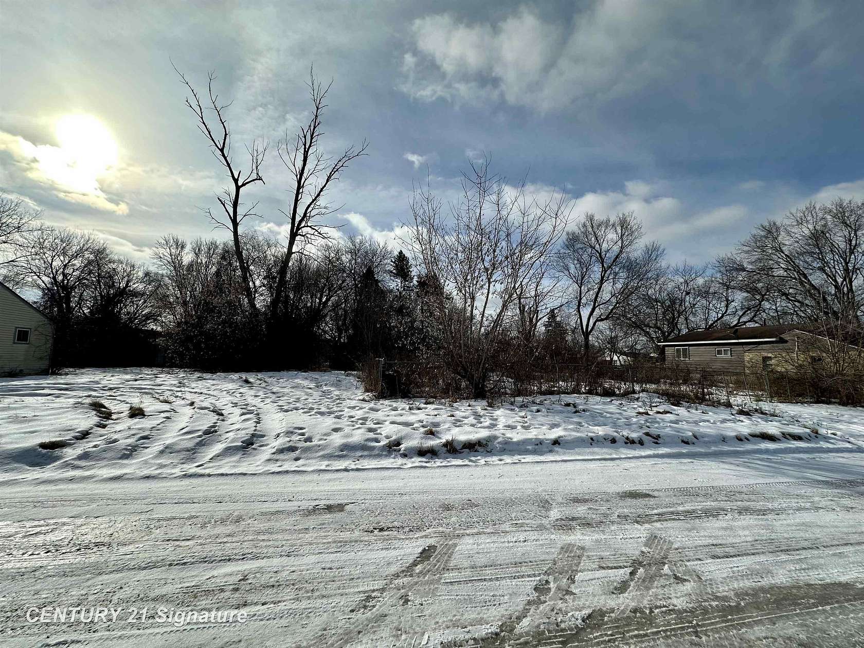 0.22 Acres of Residential Land for Sale in Flint, Michigan
