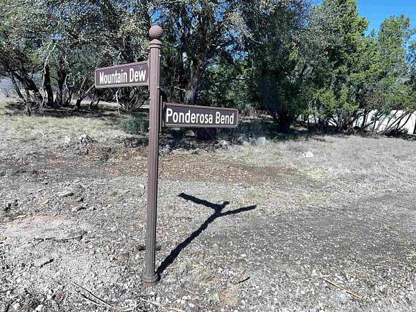 0.28 Acres of Residential Land for Sale in Horseshoe Bay, Texas