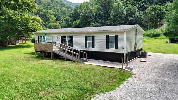 2 Acres of Residential Land with Home for Sale in Teaberry, Kentucky