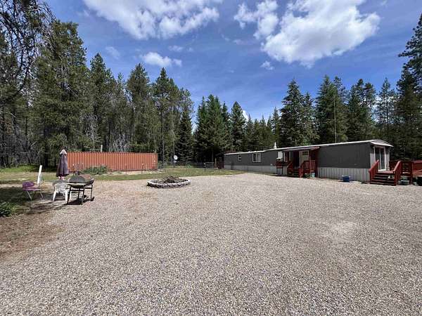 5 Acres of Residential Land with Home for Sale in Springdale, Washington