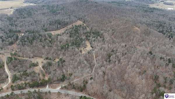 27.5 Acres of Recreational & Residential Land for Sale in Munfordville, Kentucky