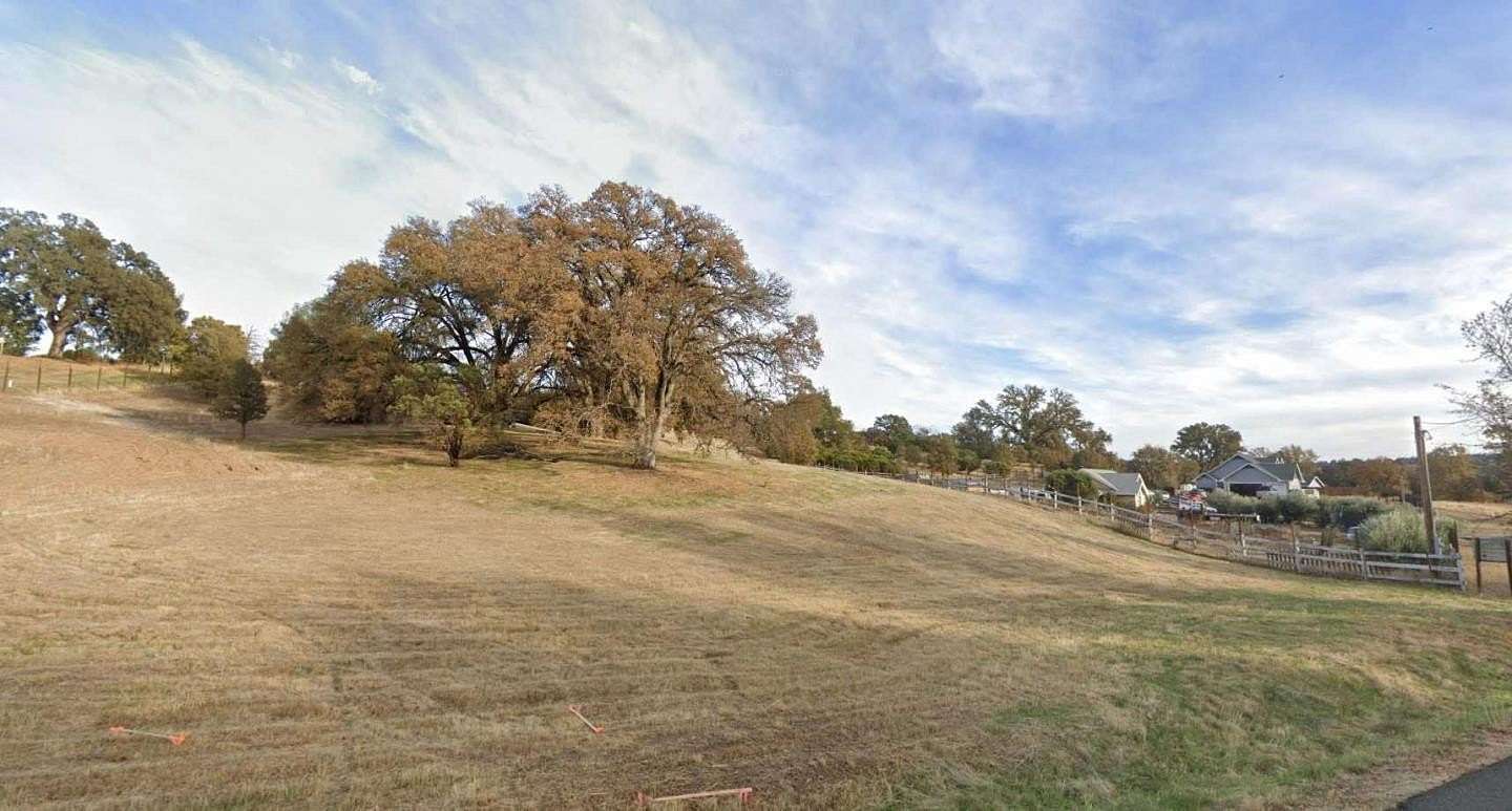 1.29 Acres of Residential Land for Sale in Clearlake Oaks, California