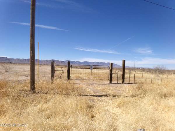 9.47 Acres of Residential Land for Sale in Willcox, Arizona