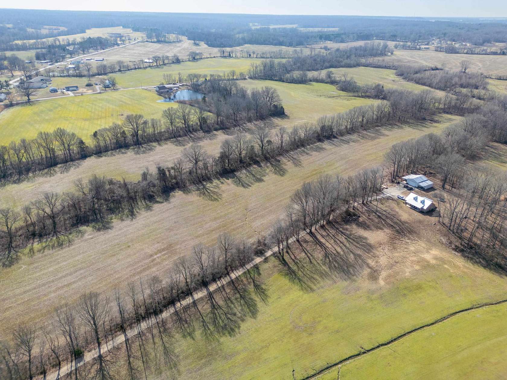 16 Acres of Land for Sale in Gilt Edge, Tennessee