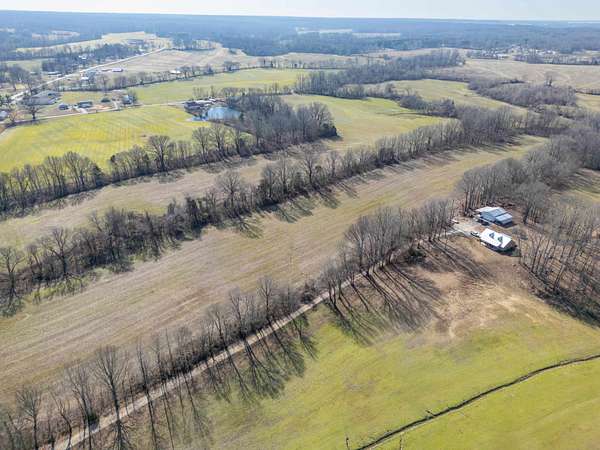 16 Acres of Land for Sale in Gilt Edge, Tennessee