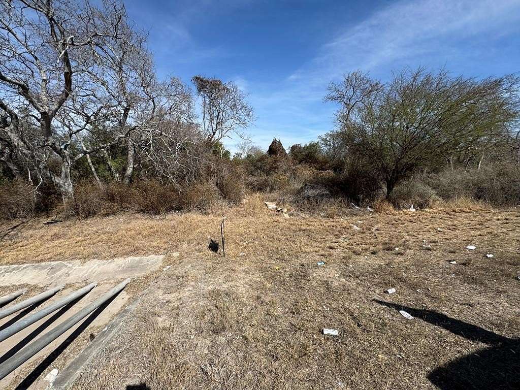 0.16 Acres of Residential Land for Sale in Eagle Pass, Texas