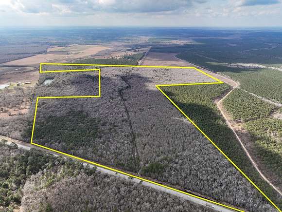 282 Acres of Recreational Land for Sale in Saratoga, Texas