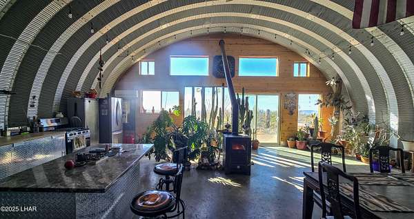 10 Acres of Residential Land with Home for Sale in Yucca, Arizona